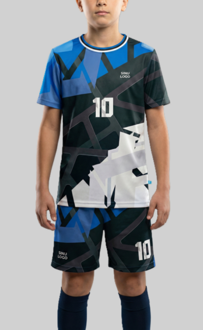 laste-jalgpallivorm-oma-kujundusega-sark-ja-puksid laste-jalgpallivorm-oma-kujundusega-sark-ja-puksid