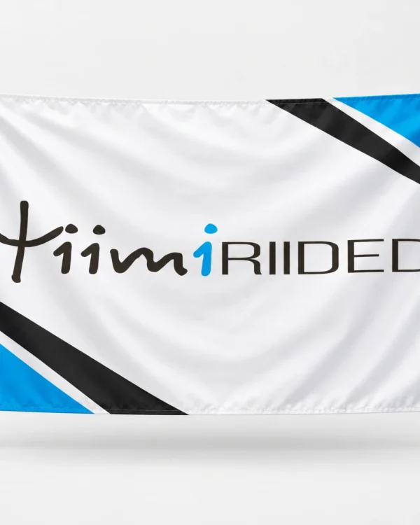 Tiimiriiete valge, musta ja sinise kujundusega 150 × 100 cm tiimilipp eestvaates.